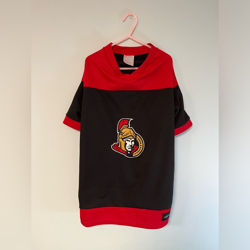NHL Senators Dog Jersey size XXL, (30-32”chest) dog clothing, jersey for pets